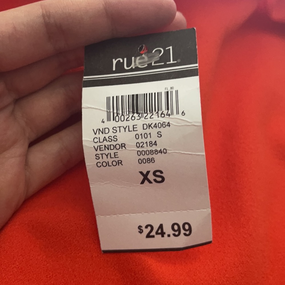 Dress - Picture 5 of 5